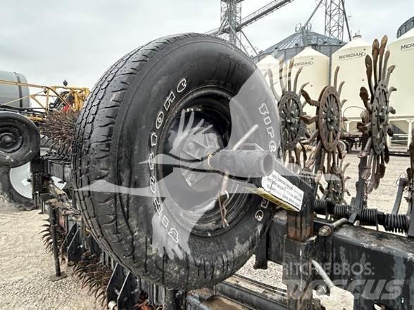 YETTER 3530 Diger toprak isleme makina ve aksesuarlari
