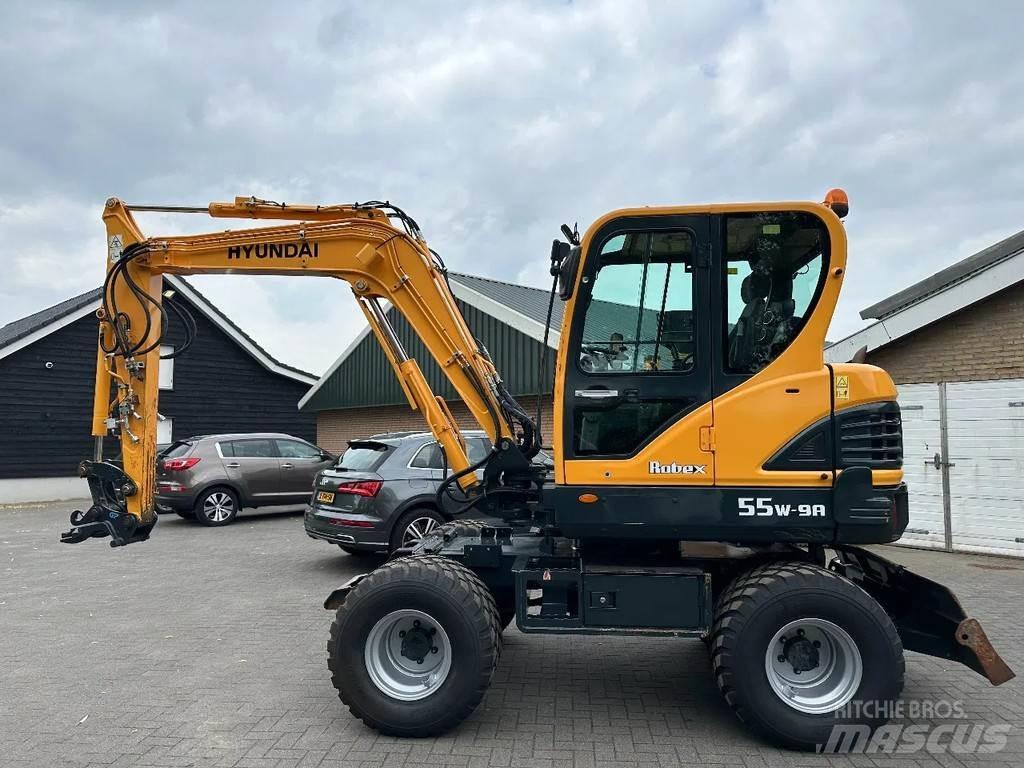 Hyundai 55W-9A Lastik tekerli ekskavatörler