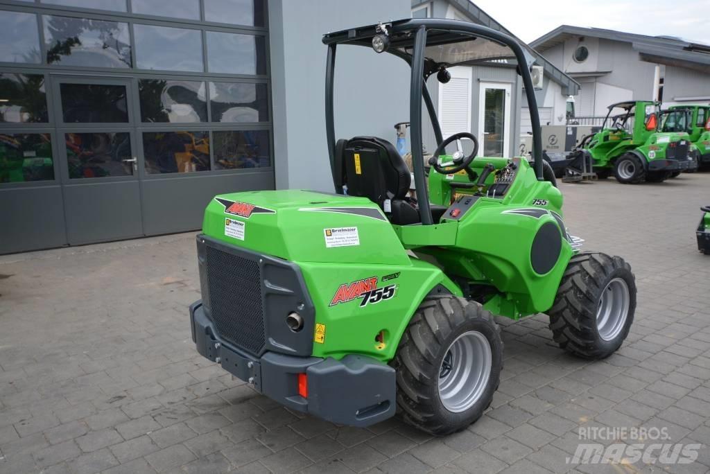 Avant 755i Mini yükleyiciler