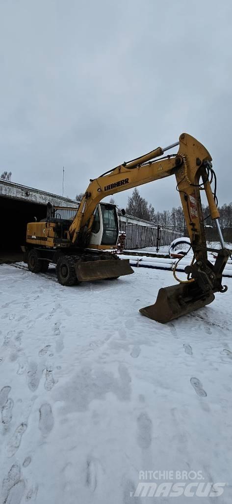 Liebherr A 900 C Lastik tekerli ekskavatörler