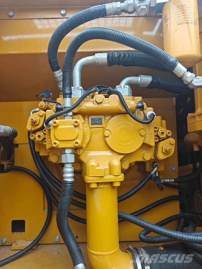 CAT 329 D2 L Paletli ekskavatörler
