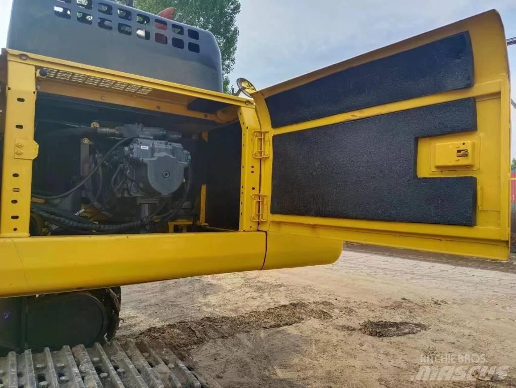 Komatsu PC 400-8 Paletli ekskavatörler