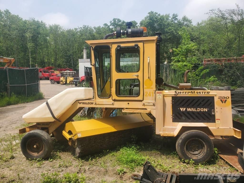  WALDIN SW250 Süpürme kamyonları