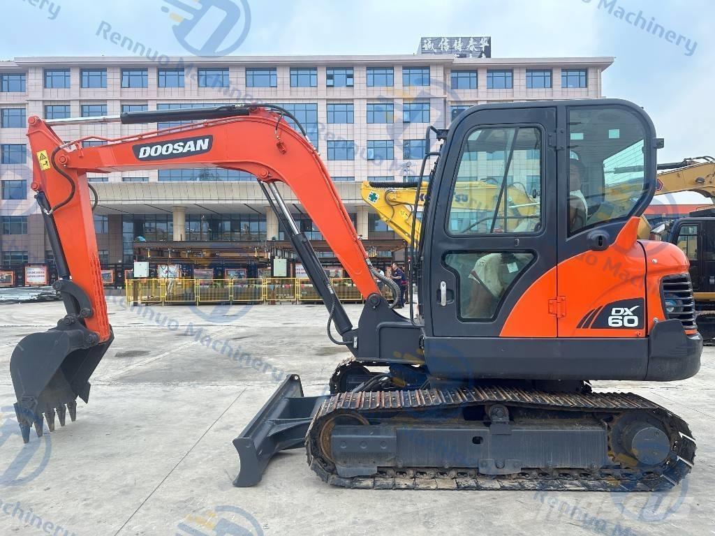 Doosan DX 60 Mini ekskavatörler, 7 tona dek