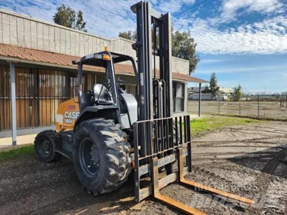 CASE 586H Arazi tipi forklift