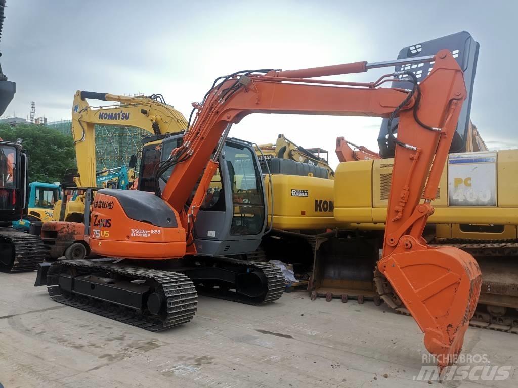 Hitachi ZX 75 Paletli ekskavatörler