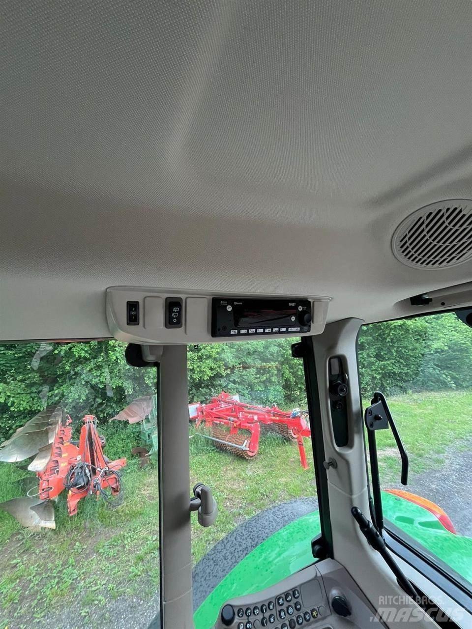 John Deere 6120M Traktörler