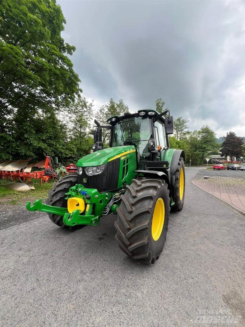John Deere 6120M Traktörler