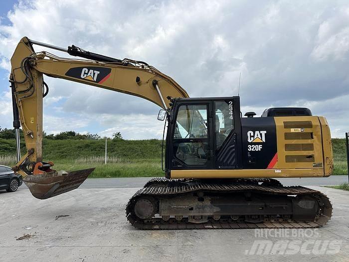CAT 320FL Paletli ekskavatörler