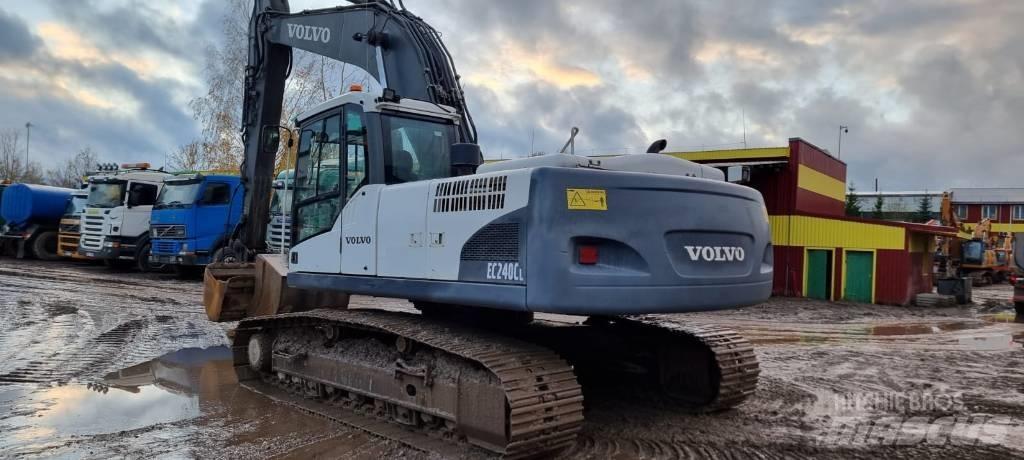 Volvo EC 240 C L Paletli ekskavatörler