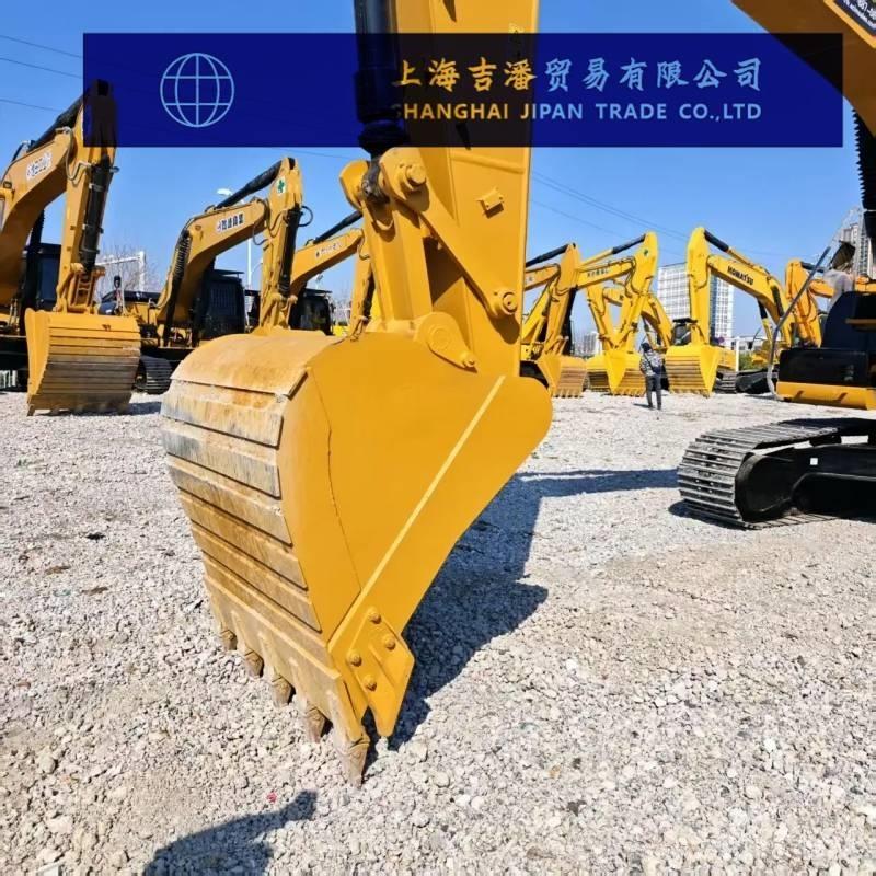 CAT 326 D Paletli ekskavatörler