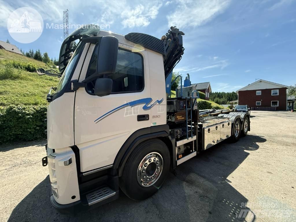 Volvo FM 330 Araç üzeri vinçler