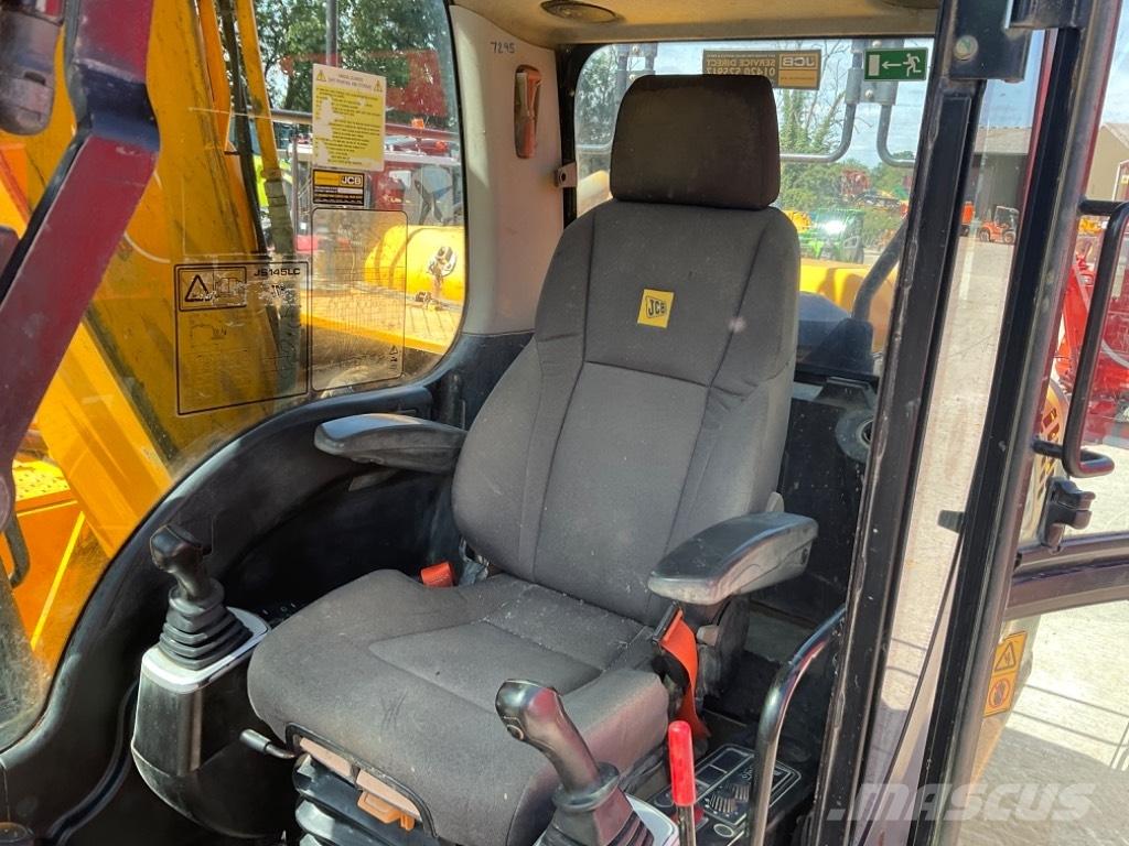 JCB JS 145 LC Paletli ekskavatörler