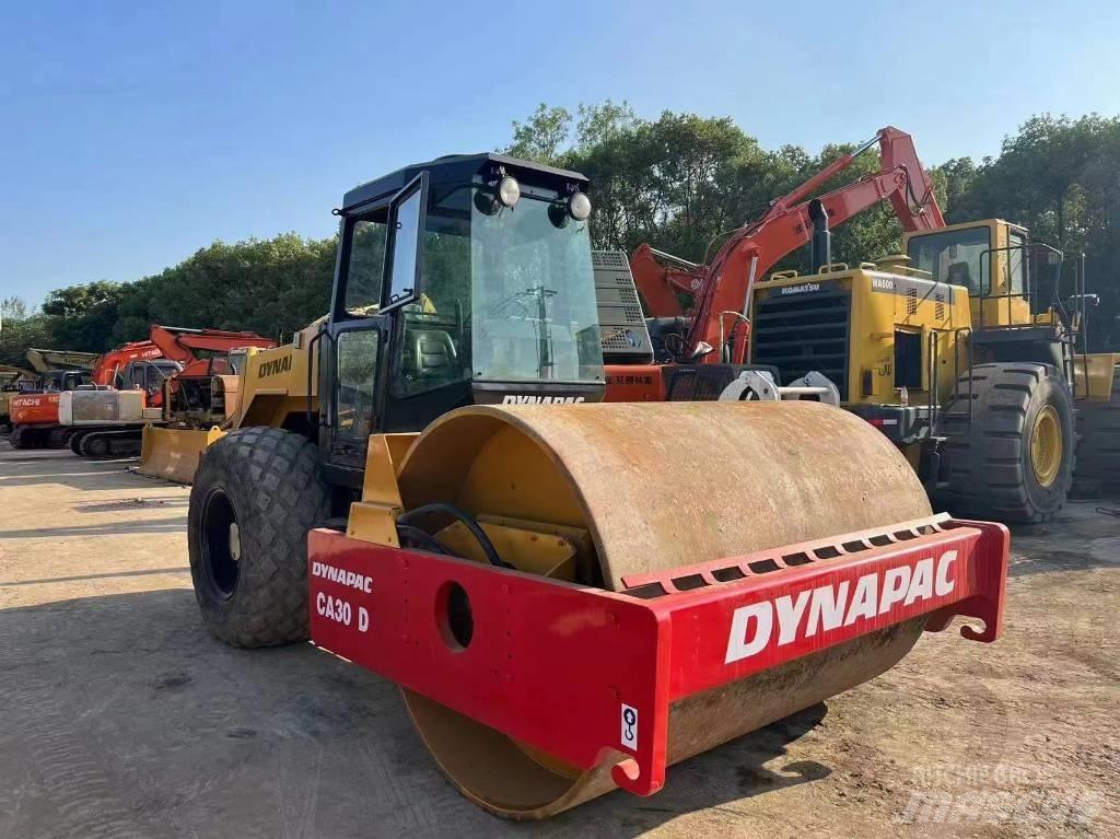 Dynapac CA300 Greyderler