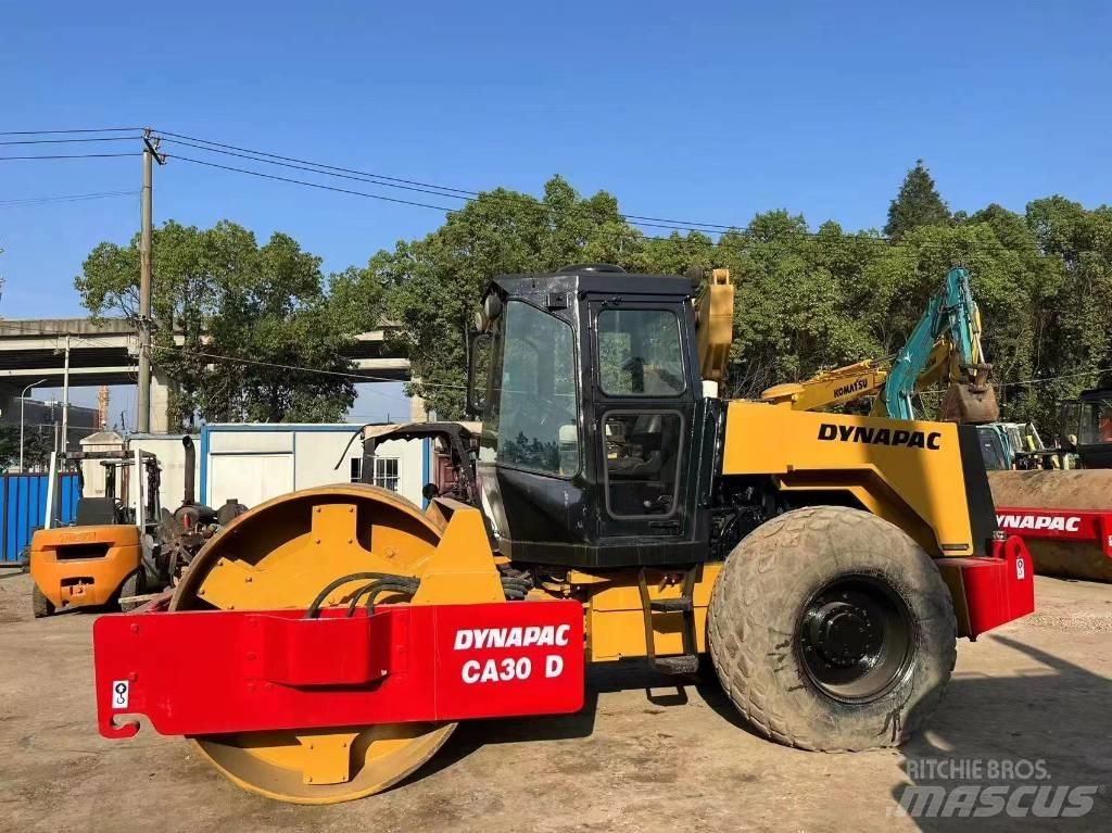 Dynapac CA300 Greyderler