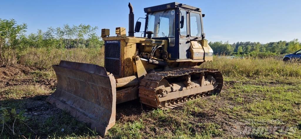 Komatsu D 58 E-1 Paletli dozerler