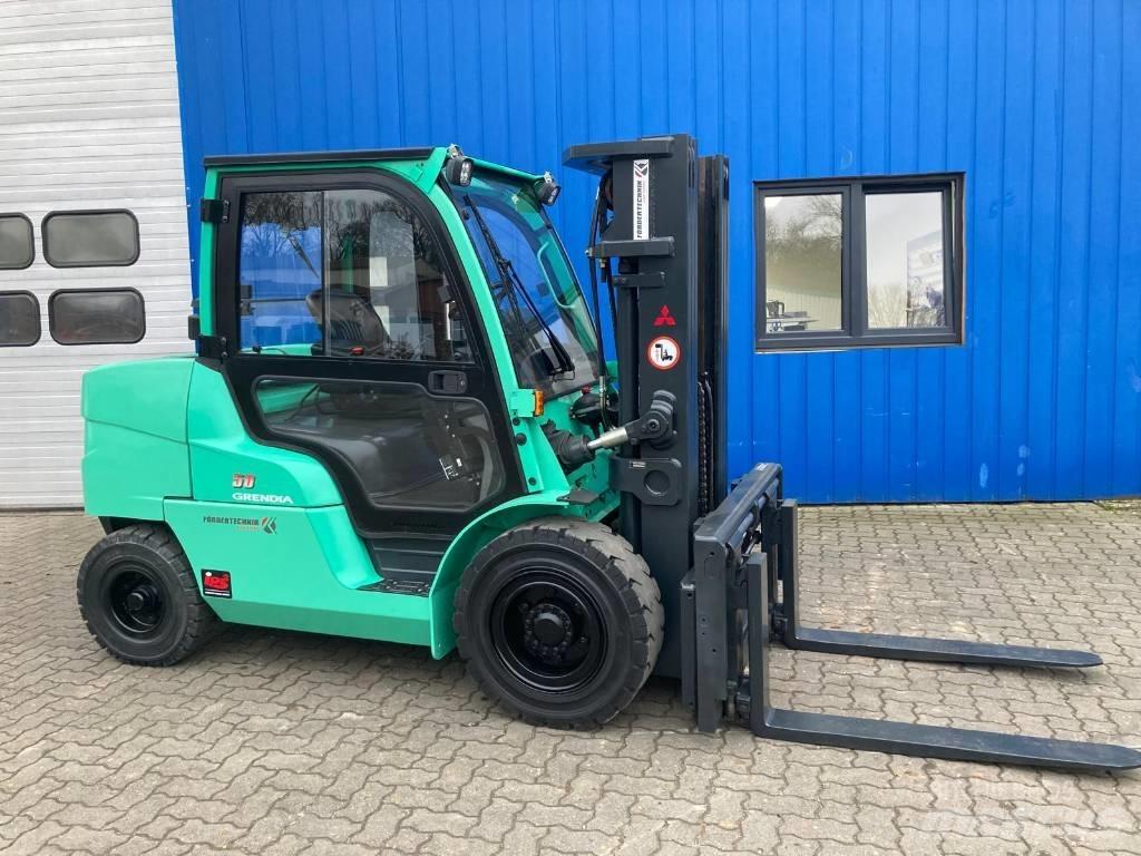 Mitsubishi FD50NT Dizel forkliftler