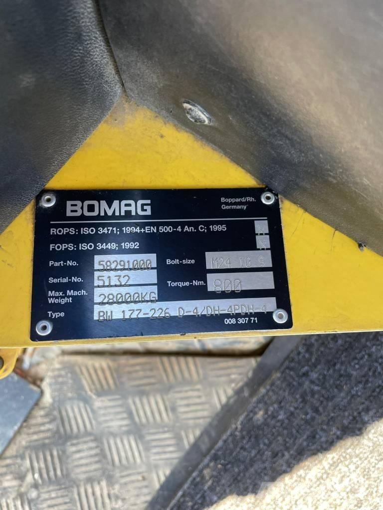 Bomag 213 DH-4 Tek tamburlu silindirler