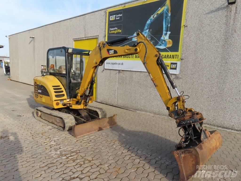CAT 302.5 C Mini ekskavatörler, 7 tona dek