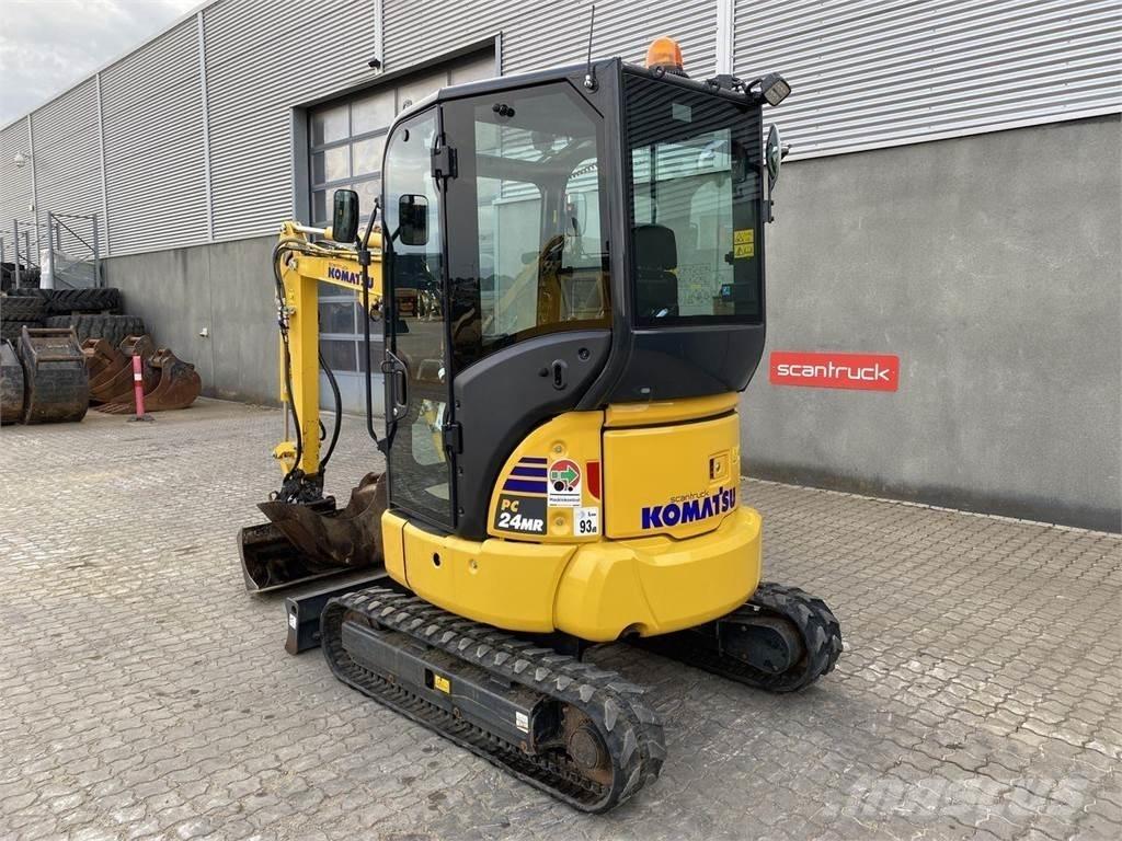 Komatsu PC24MR-5 Lastik tekerli ekskavatörler