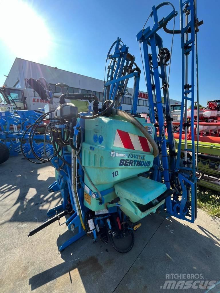 Berthoud Force 1000 Çekilir pülverizatörler