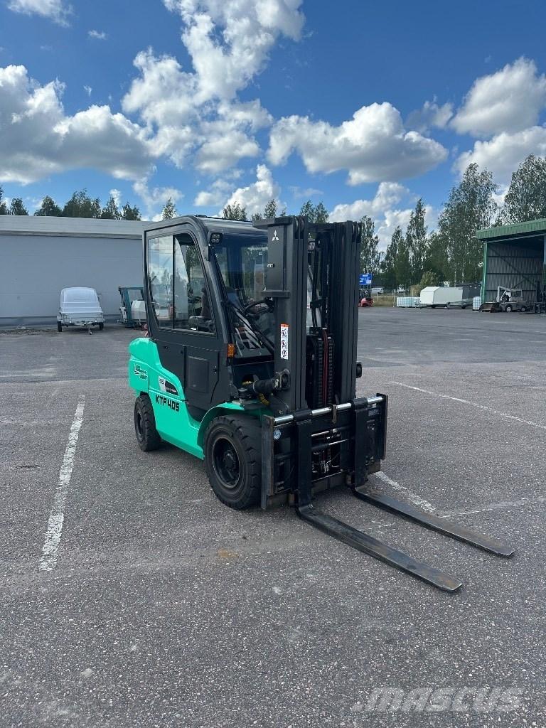 Mitsubishi FD 35 N Dizel forkliftler