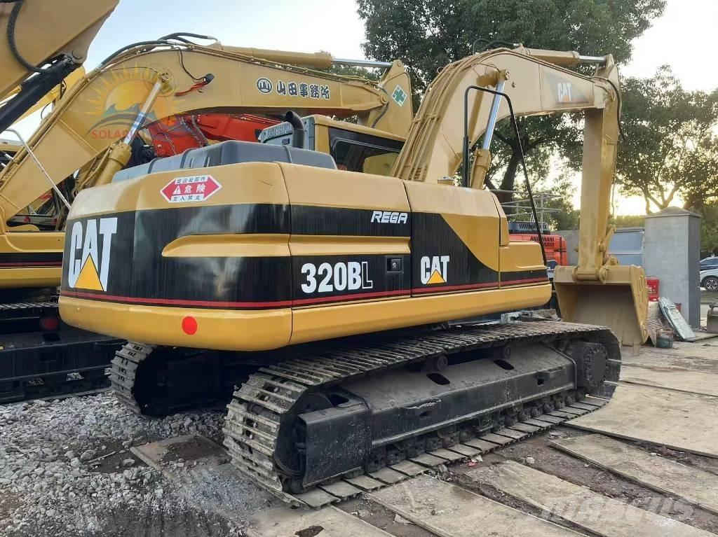 CAT 320 B L Paletli ekskavatörler