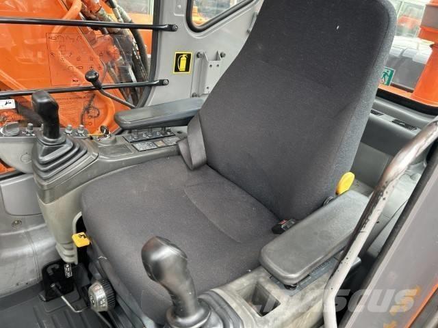 Hitachi ZX 130 W Lastik tekerli ekskavatörler