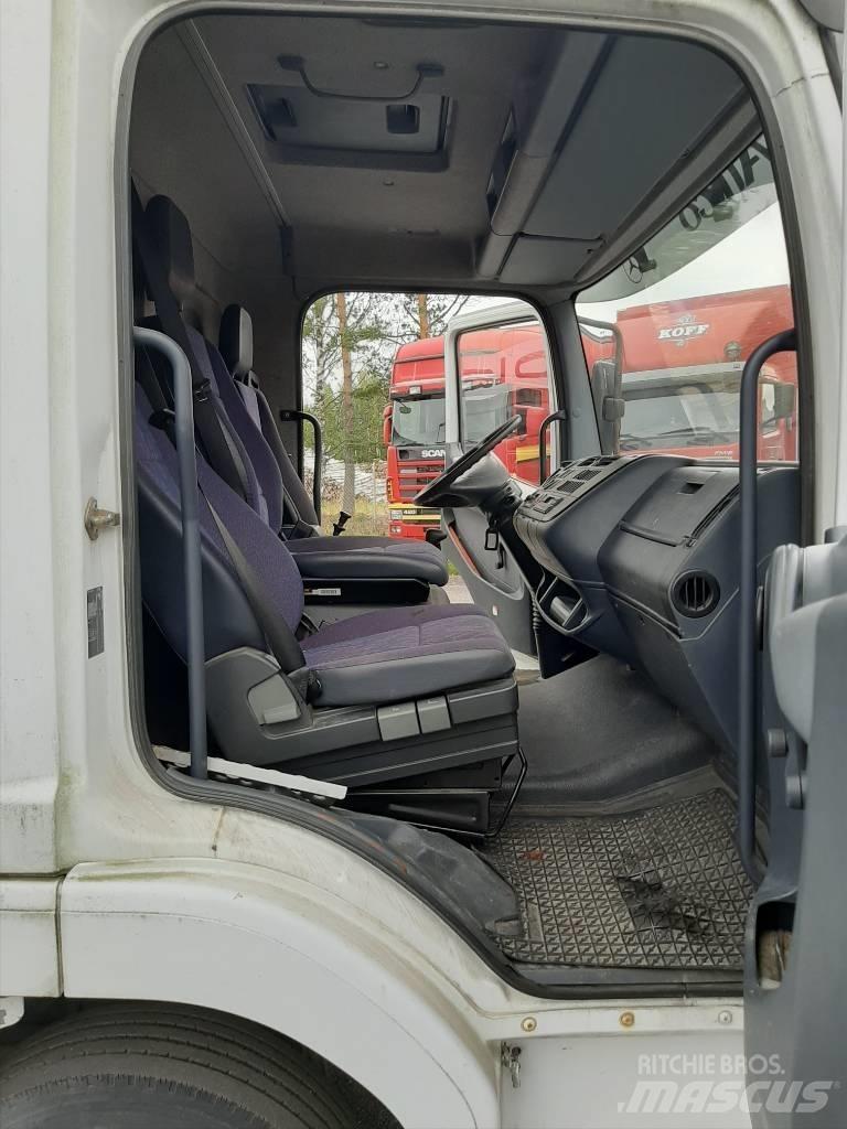 Mercedes-Benz 815 Kapali kasa kamyonlar