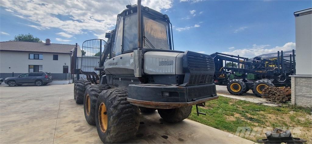 Ponsse Buffalo Tomruk yükleyici traktörler