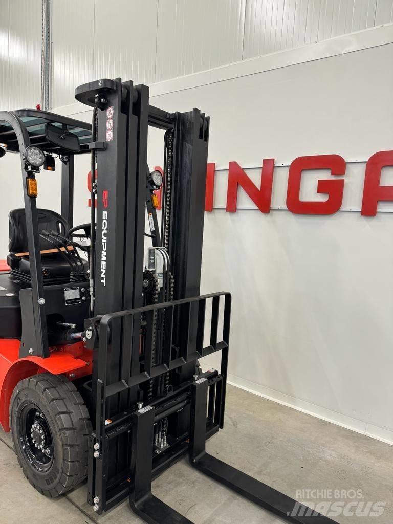 EP EFL252X Elektrikli forkliftler