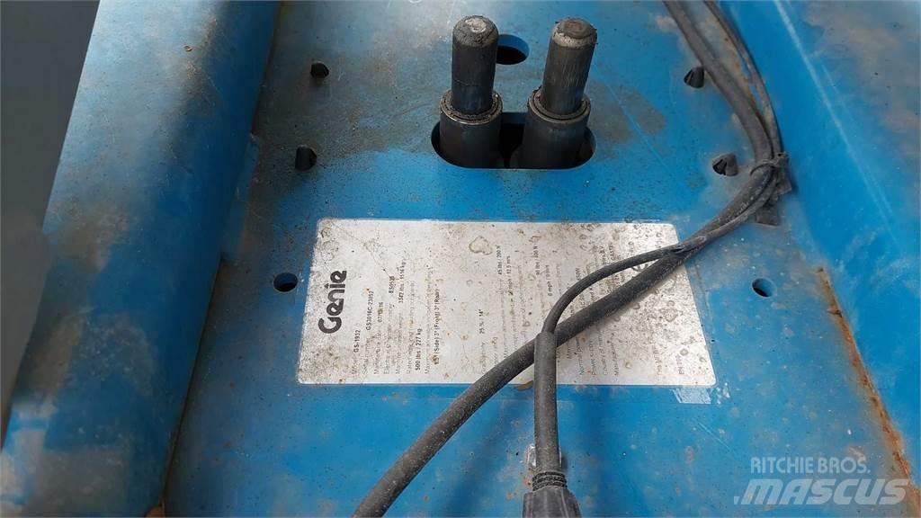 Genie GS1932 Makasli platformlar