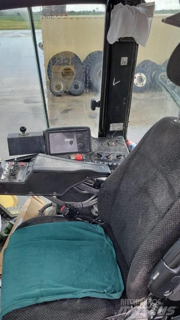 Hyster H700 Diger