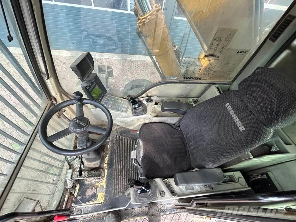 Liebherr A924C Atık taşıma araçları