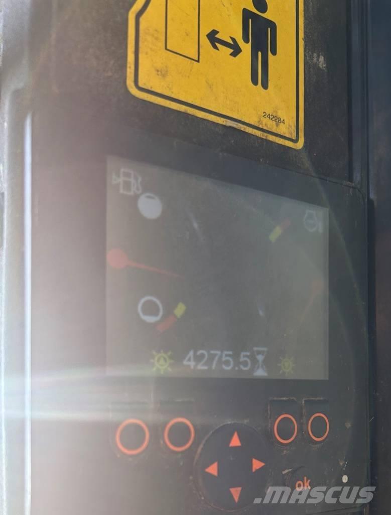 Mustang 1500 R Skid steer loderler