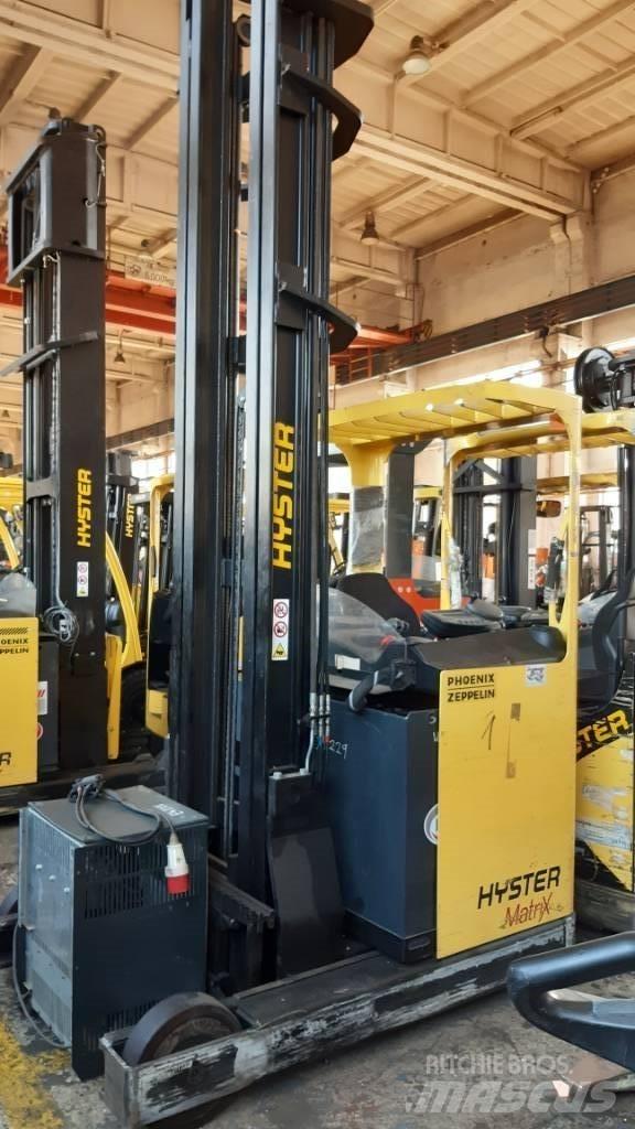 Hyster R1.6H Reach truck - depo içi istif araçları
