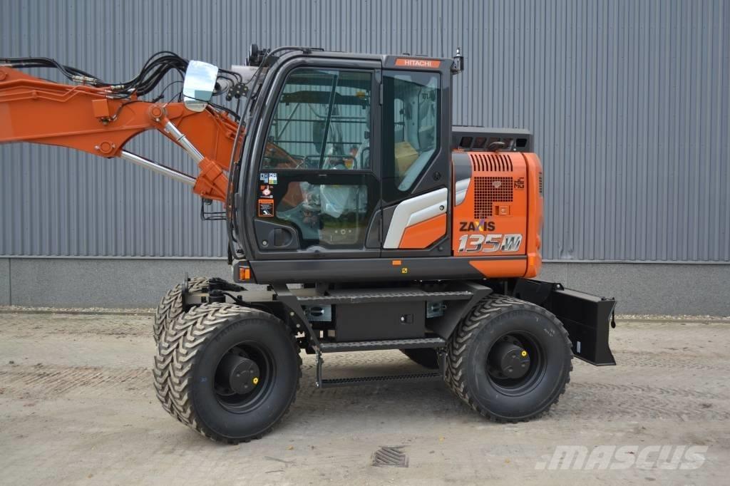 Hitachi ZX135W-7 Lastik tekerli ekskavatörler
