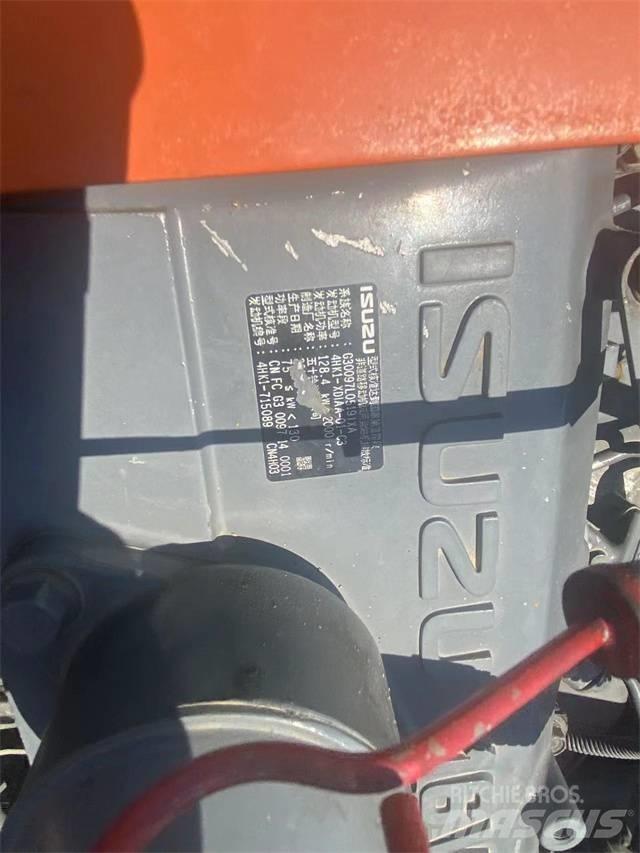 Hitachi ZX 200-3 G Paletli ekskavatörler