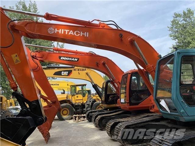 Hitachi EX200-3 Paletli ekskavatörler