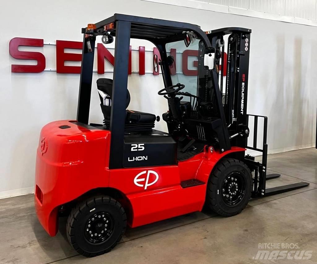 EP EQUIPMENT EFL252 Elektrikli forkliftler