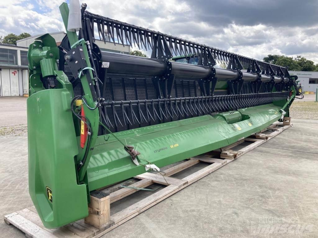 John Deere RDF35 Agaç kesme robotlari