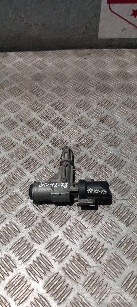 Scania R 420     1381796 Kabinler