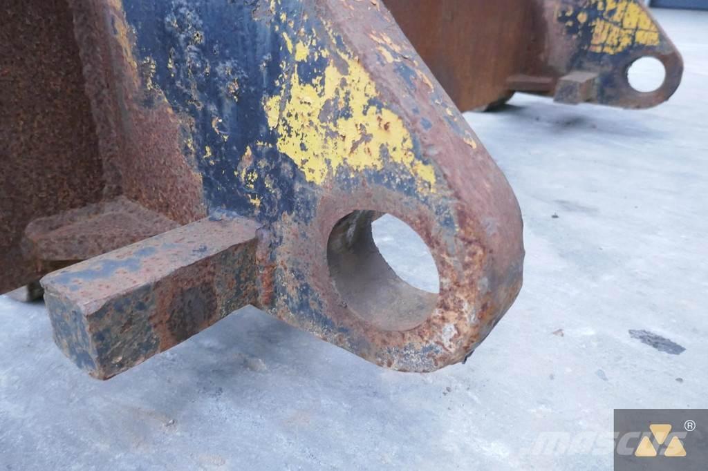 CAT 966/972 Forks Diger aksam