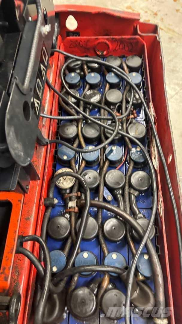 Linde T16 Yaya kumandali istif makinasi