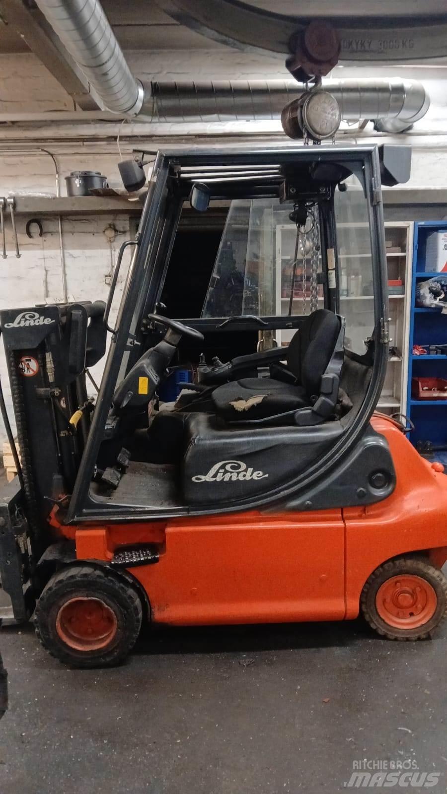 Linde E20P-02 Elektrikli forkliftler