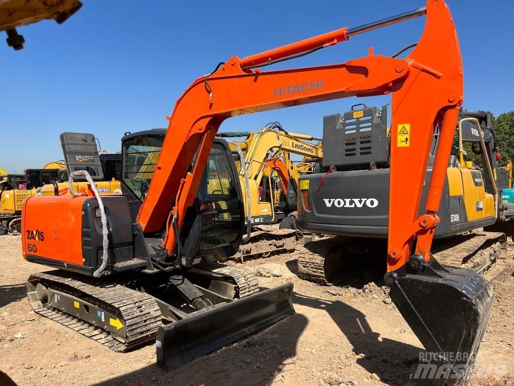 Hitachi ZX 60 Mini ekskavatörler, 7 tona dek
