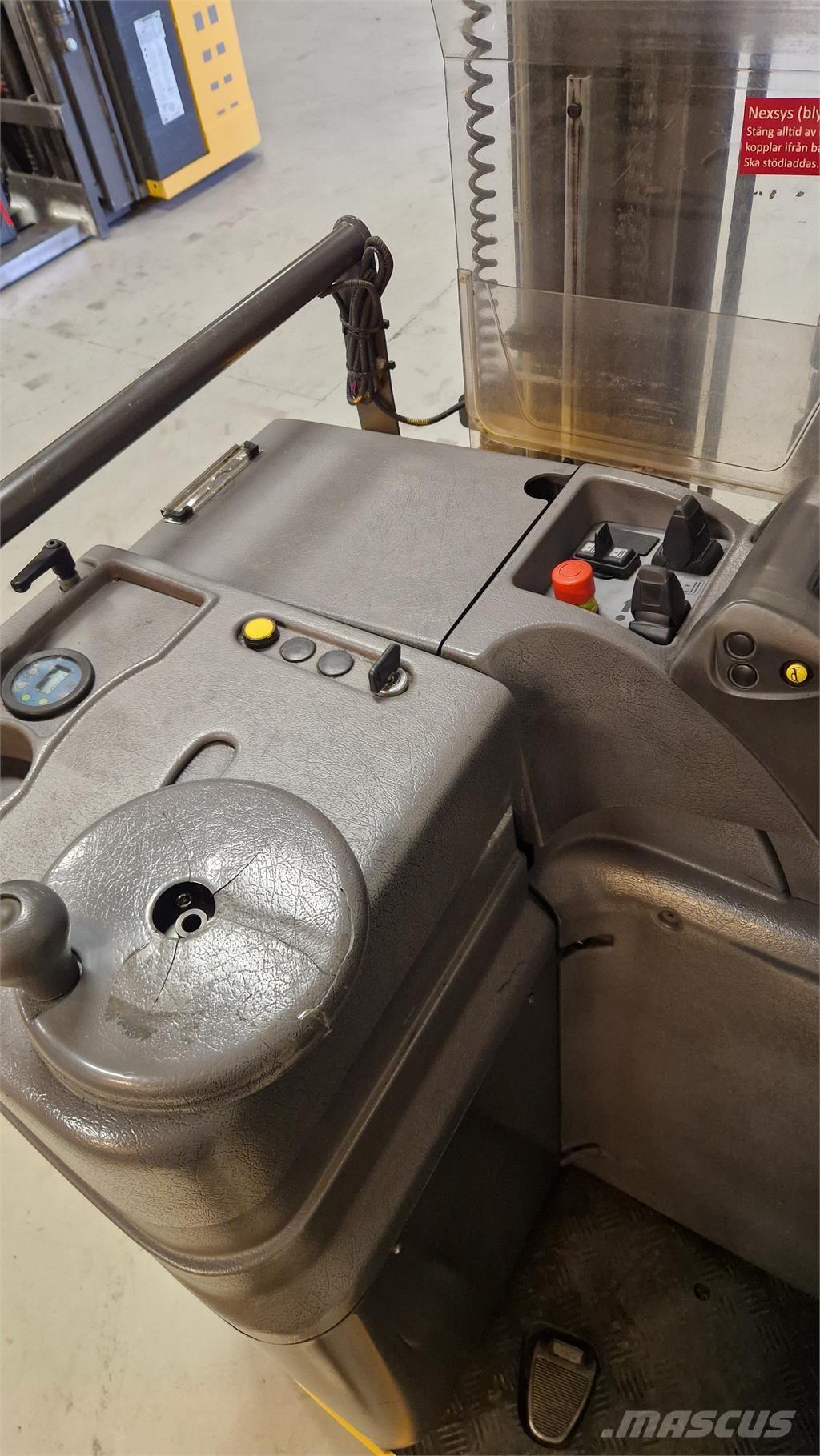 Atlet A160SDTFVHSN Akülü depo ekipmanları