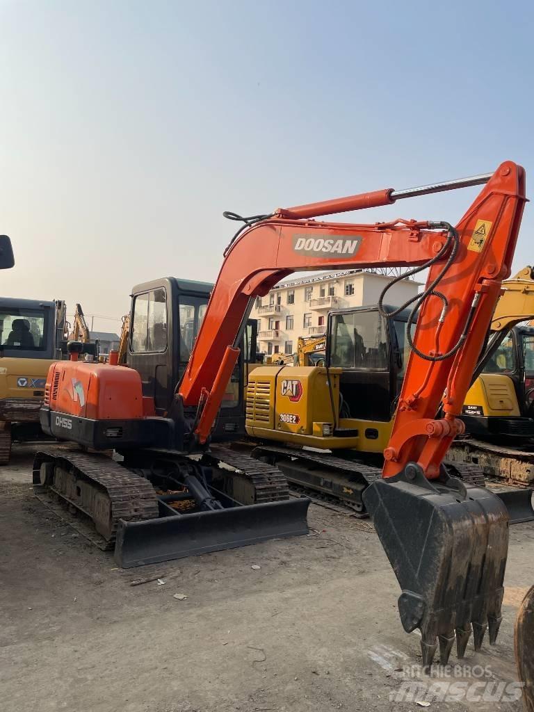 Doosan DH 55 Mini ekskavatörler, 7 tona dek