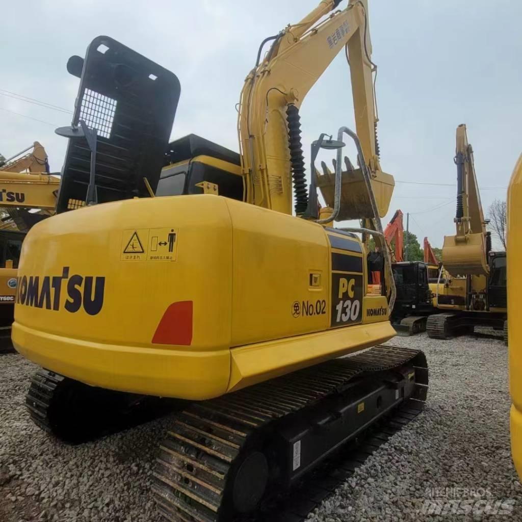 Komatsu PC 130 Paletli ekskavatörler