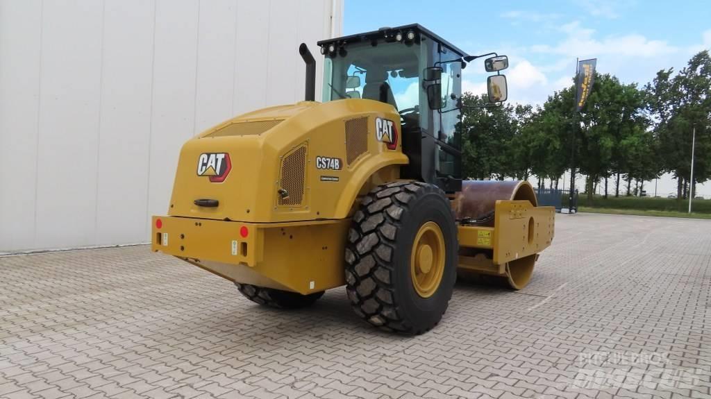 CAT CS 74 B Tek tamburlu silindirler
